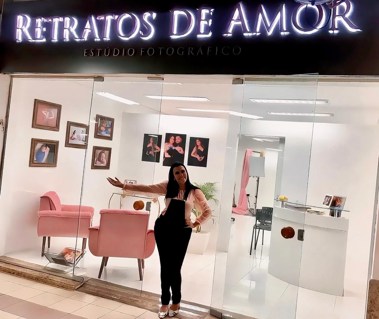 Fachada do estúdio Retratos de Amor